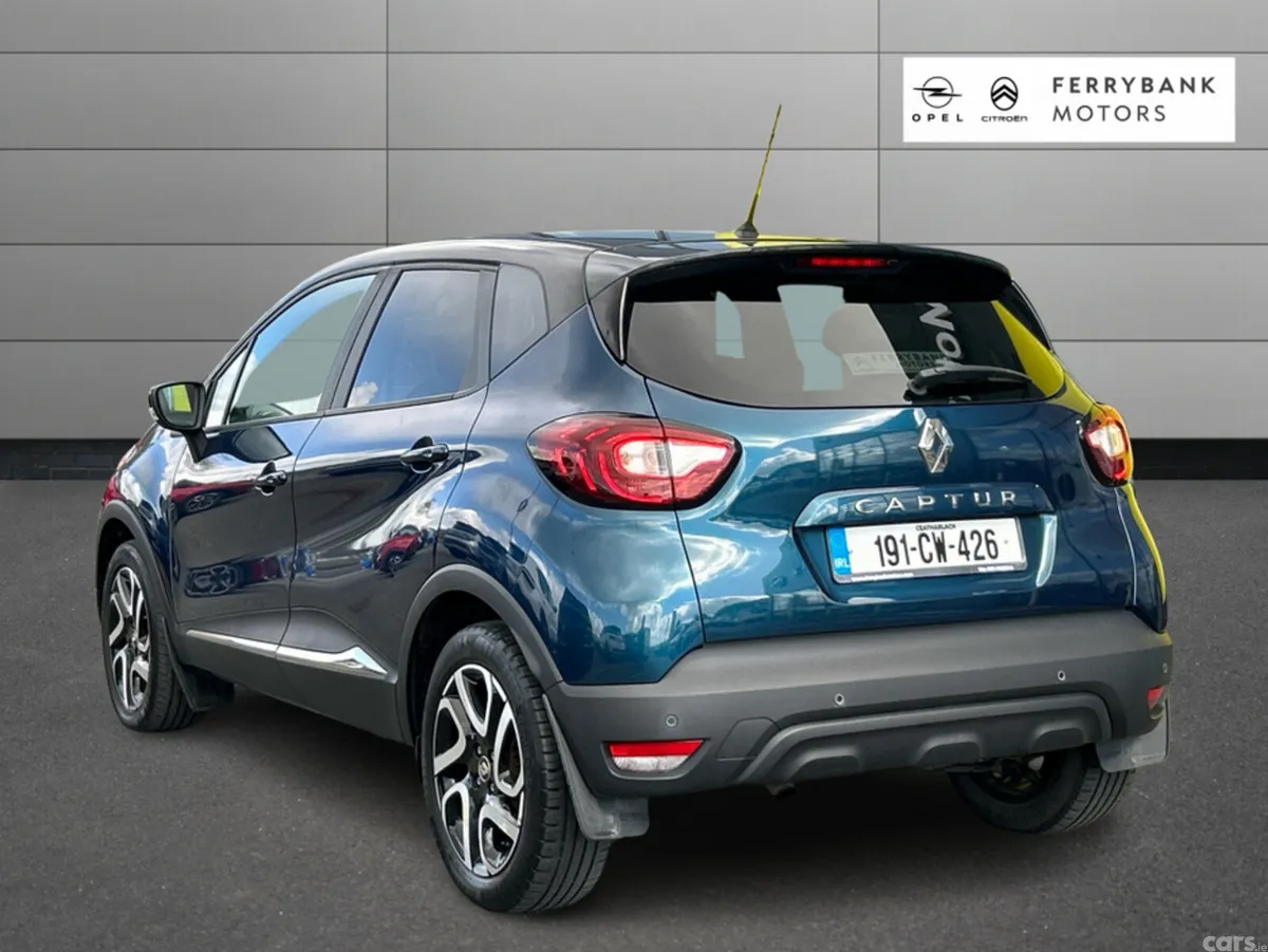 Renault Captur Hatchback, Petrol, 2019, Blue
