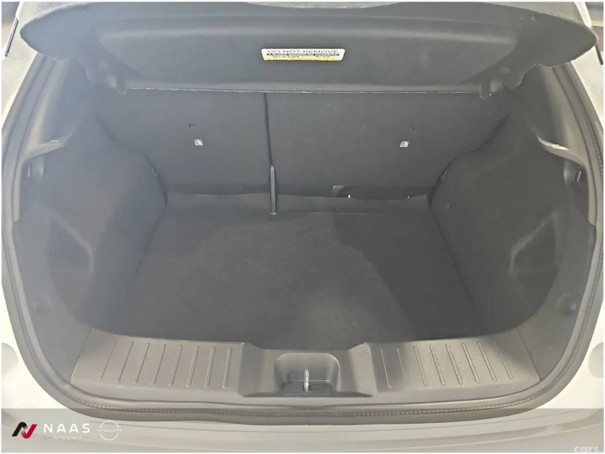 Nissan Juke MPV, Petrol, 2025, White