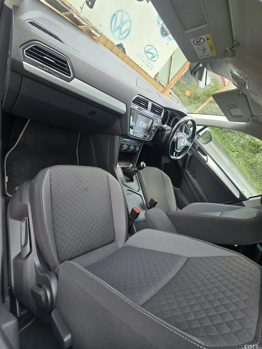 Volkswagen Tiguan SUV, Diesel, 2017, White