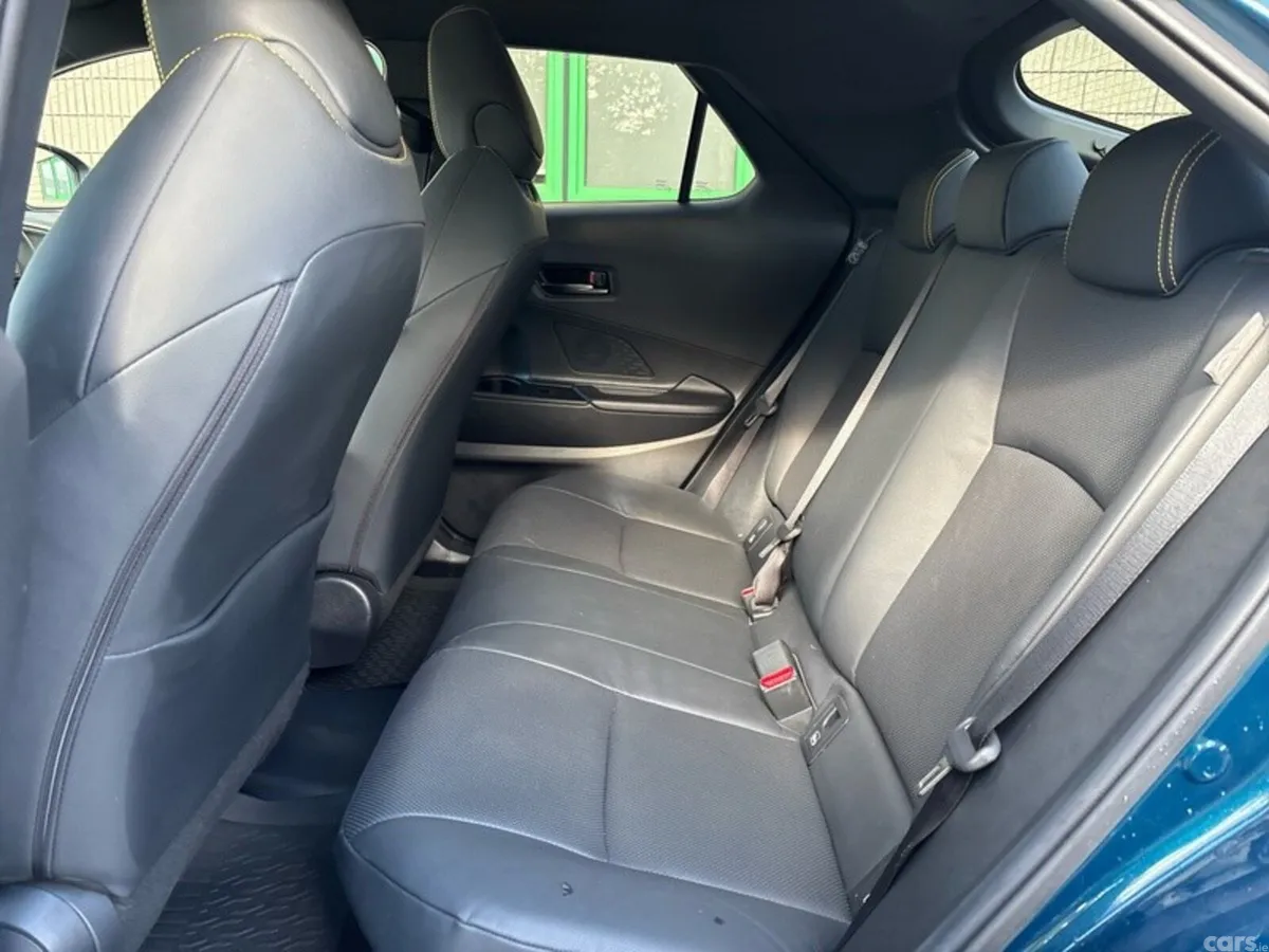 Toyota C-HR Hatchback, Petrol Plug-in Hybrid, 2025, Blue