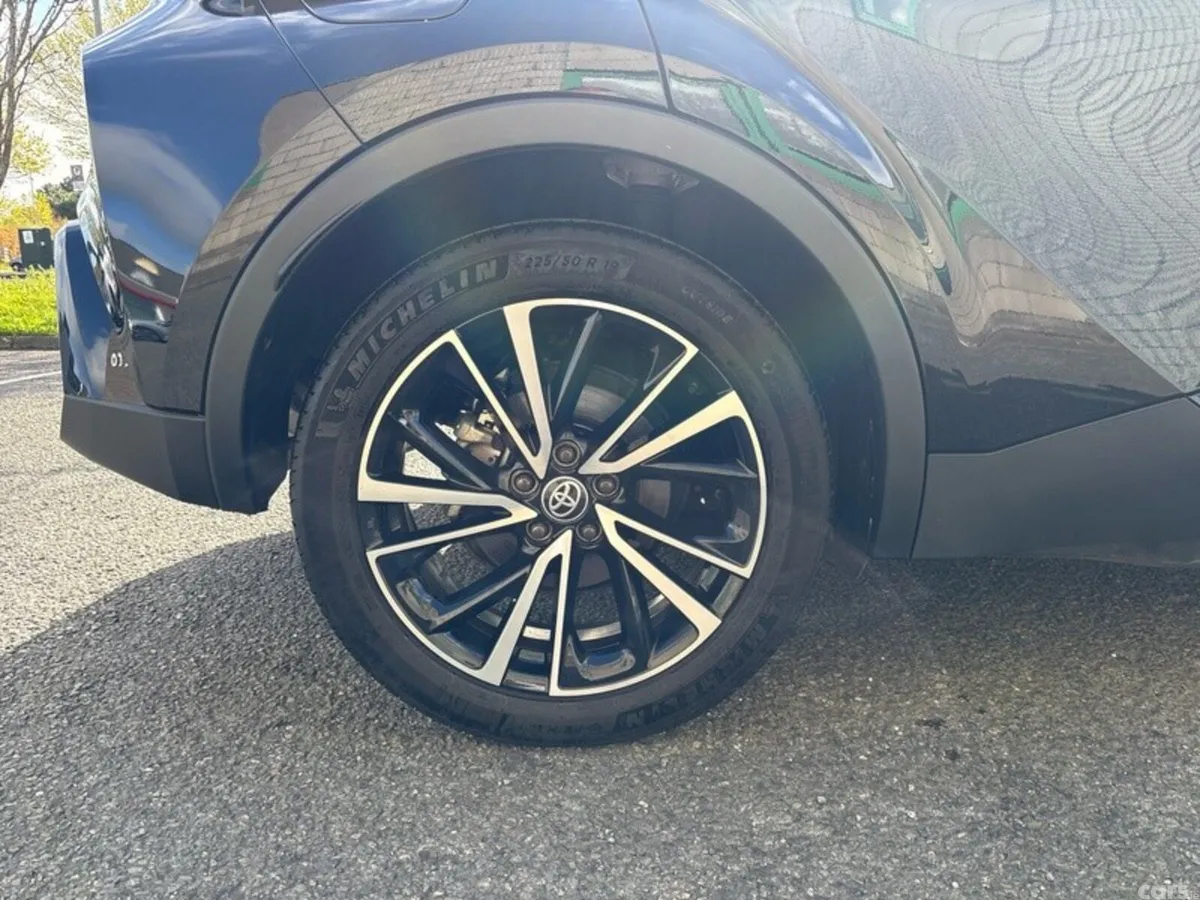 Toyota C-HR Hatchback, Petrol Plug-in Hybrid, 2025, Blue