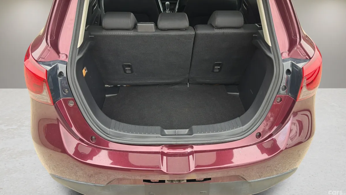 Mazda Demio Hatchback, Petrol, 2016, Red