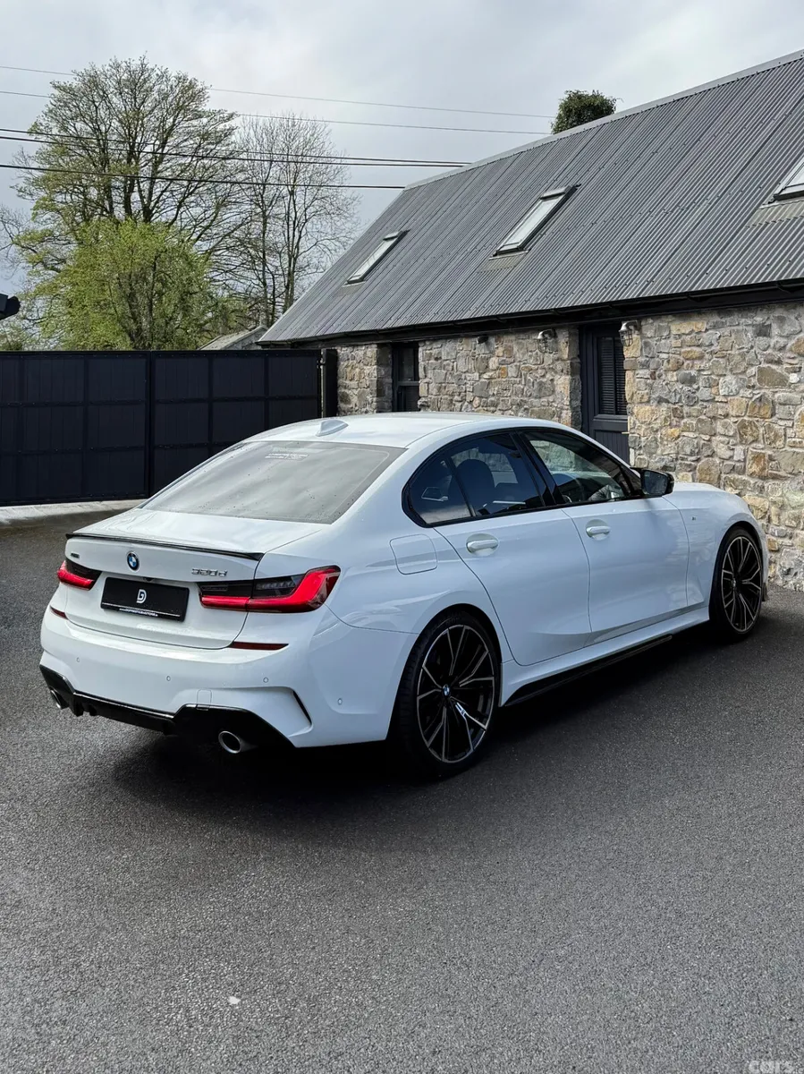 BMW 3-Series Saloon, Diesel, 2019, White
