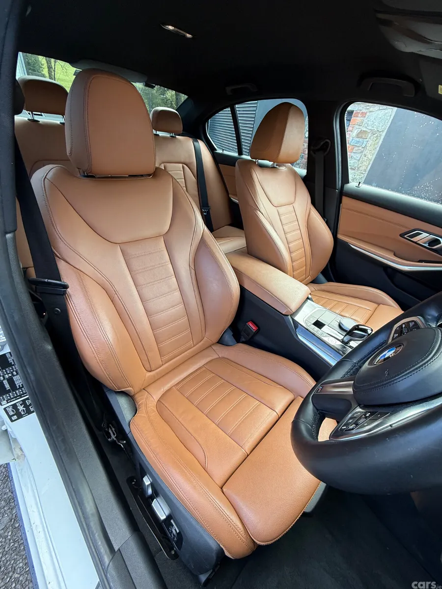 BMW 3-Series Saloon, Diesel, 2019, White