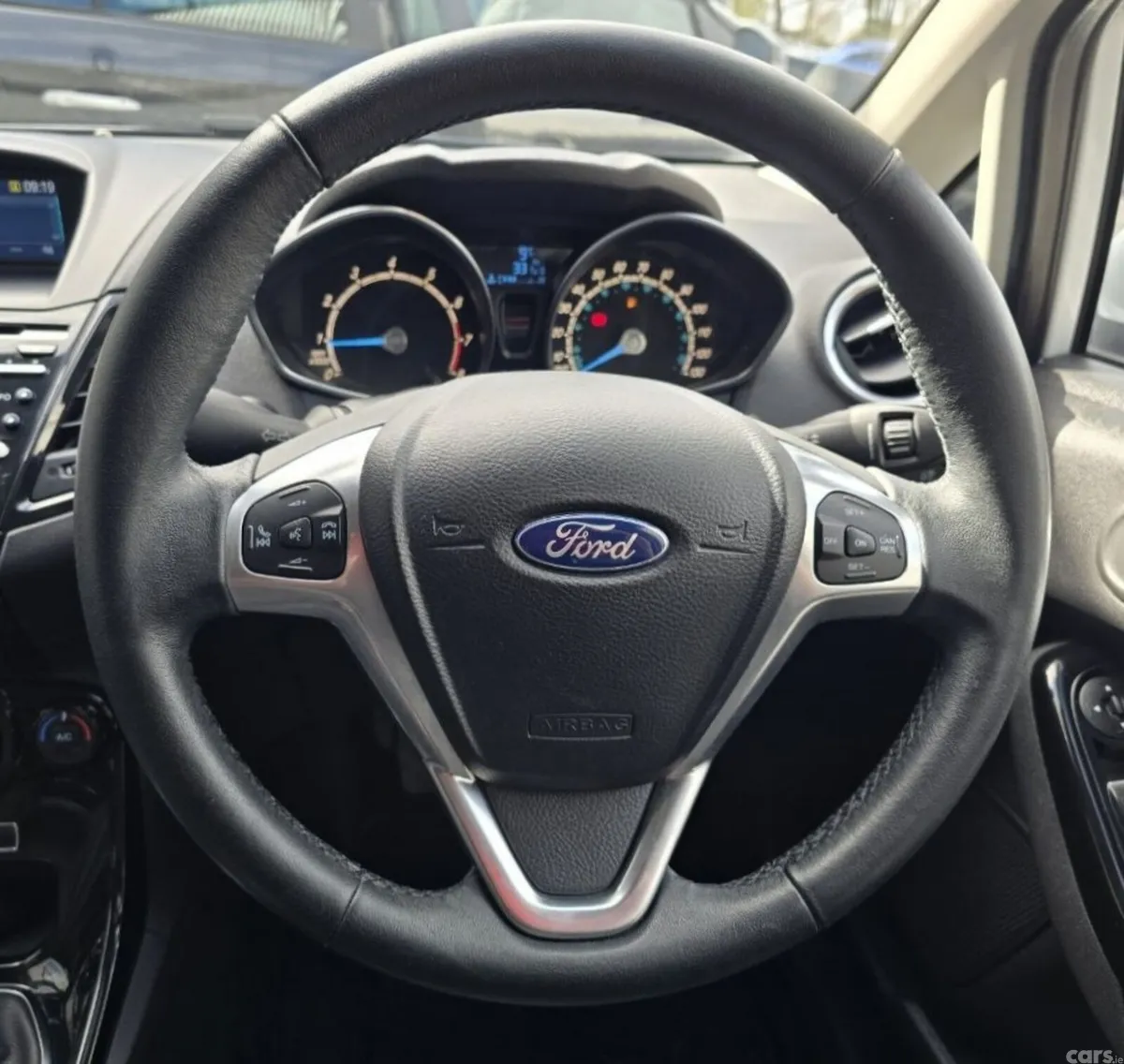 Ford Fiesta Hatchback, Petrol, 2015, White