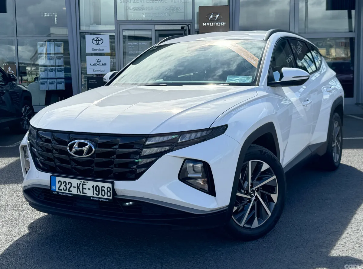 Hyundai Tucson SUV, Diesel, 2023, White