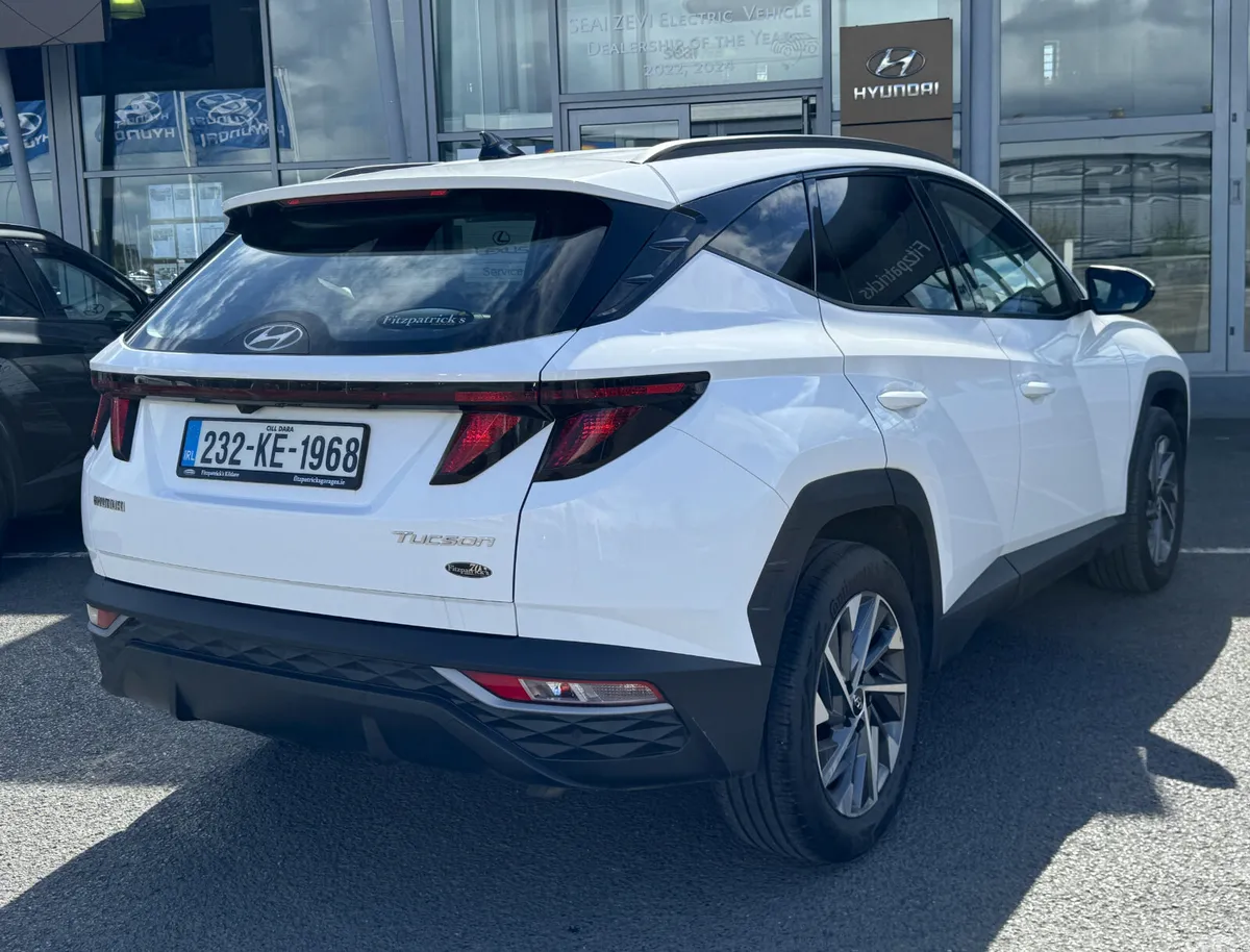Hyundai Tucson SUV, Diesel, 2023, White