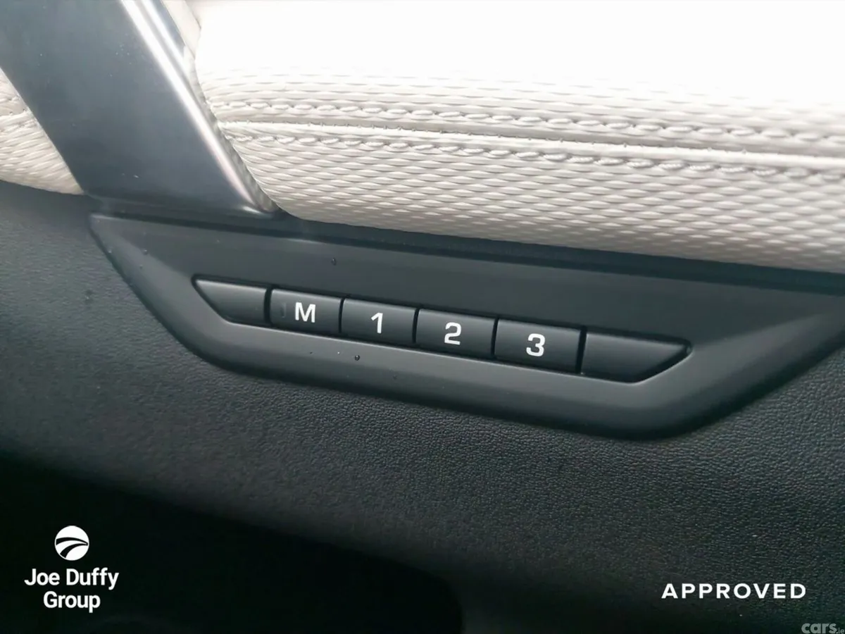 Land Rover Discovery Sport SUV, Petrol Plug-in Hybrid, 2026, Blue