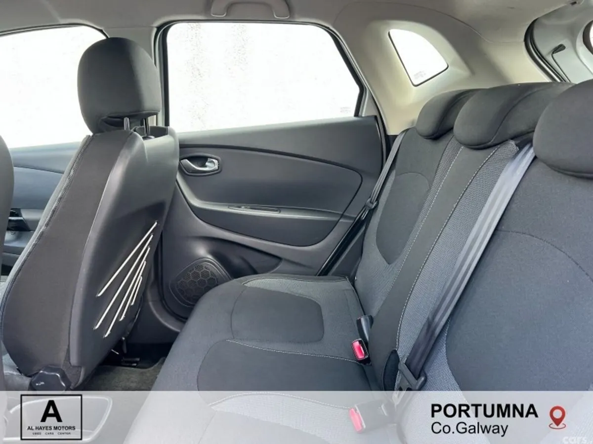 Renault Captur Hatchback, Diesel, 2015, Silver