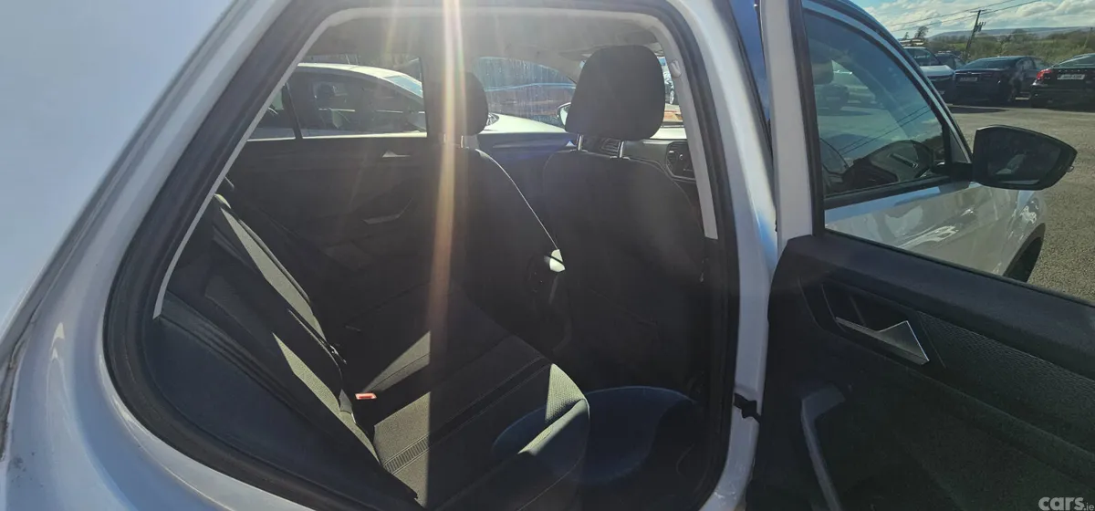 Volkswagen T-Roc SUV, Petrol, 2019, White