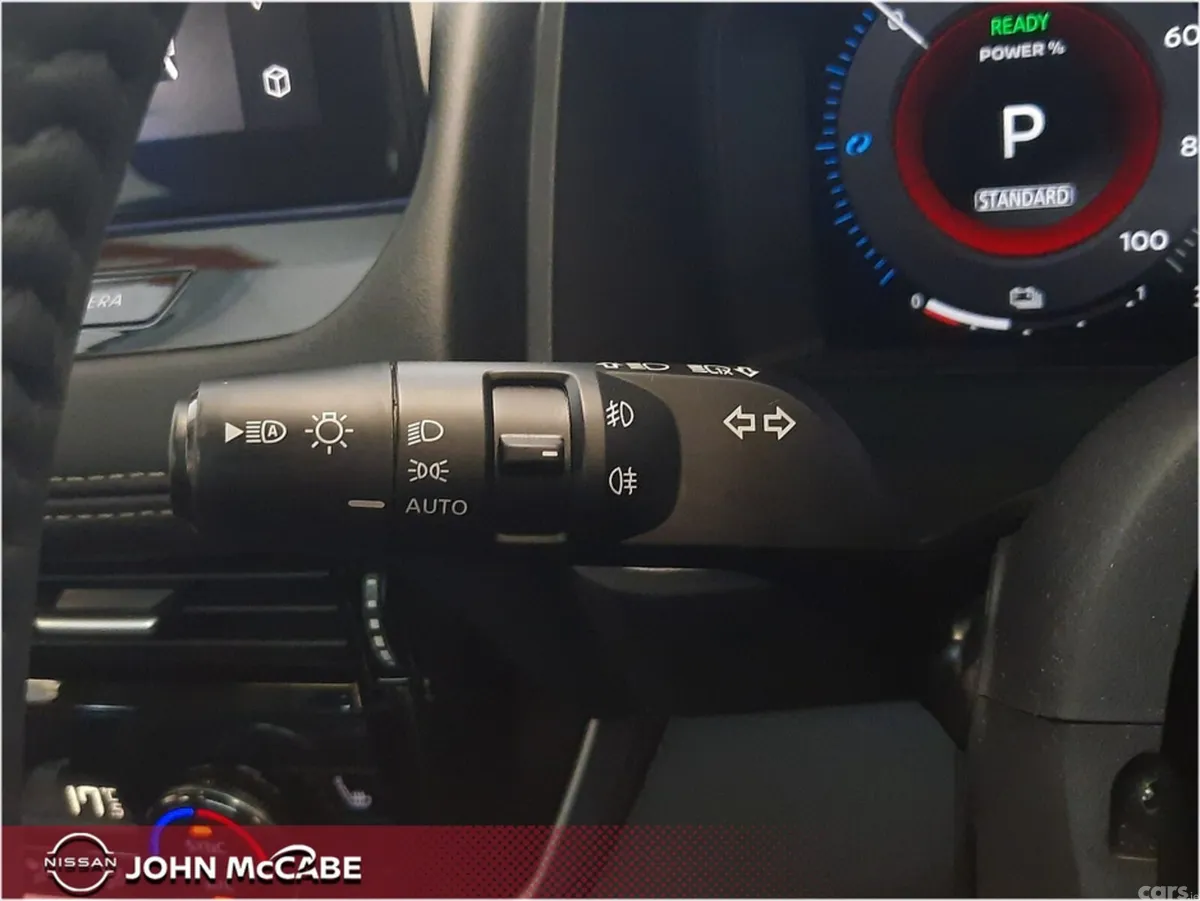 Nissan X-Trail MPV, Petrol Hybrid, 2025, Red