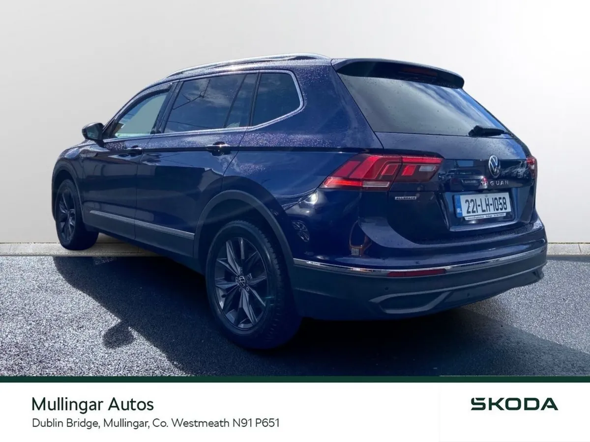 Volkswagen Tiguan Allspace SUV, Diesel, 2022, Blue
