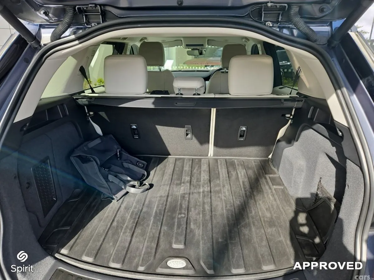 Land Rover Discovery Sport SUV, Petrol Plug-in Hybrid, 2025, Blue