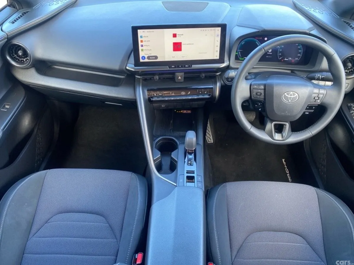 Toyota C-HR SUV, Petrol Hybrid, 2024, Red