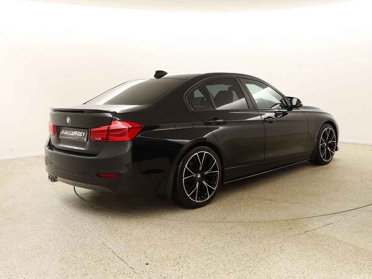 BMW 3-Series Saloon, Diesel, 2017, Black