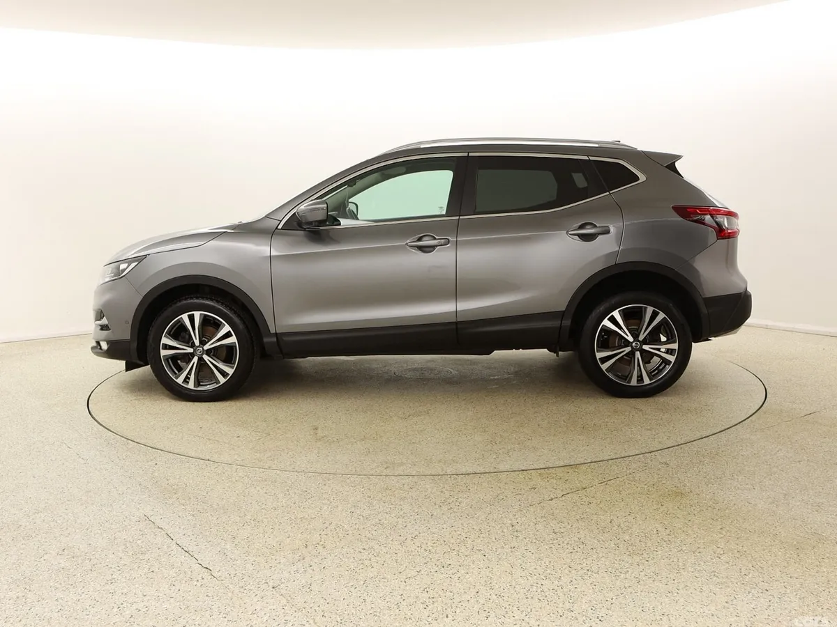 Nissan Qashqai SUV, Diesel, 2019, Grey