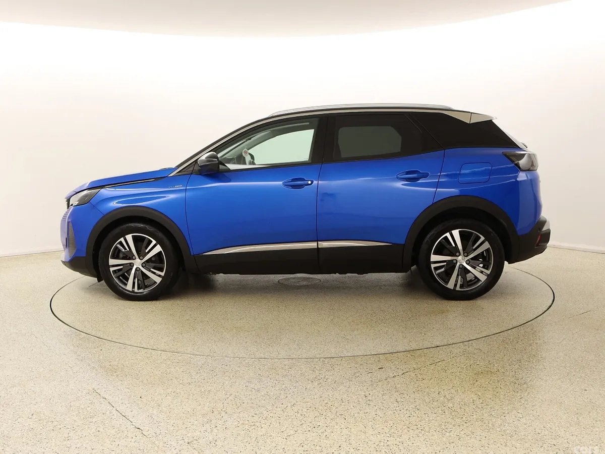 Peugeot 3008 SUV, Petrol Plug-in Hybrid, 2023, Blue
