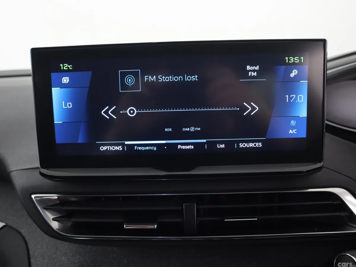 Peugeot 3008 SUV, Petrol Plug-in Hybrid, 2023, Blue