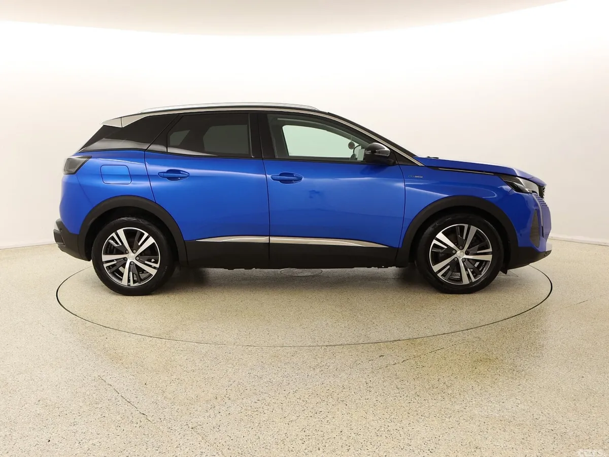 Peugeot 3008 SUV, Petrol Plug-in Hybrid, 2023, Blue