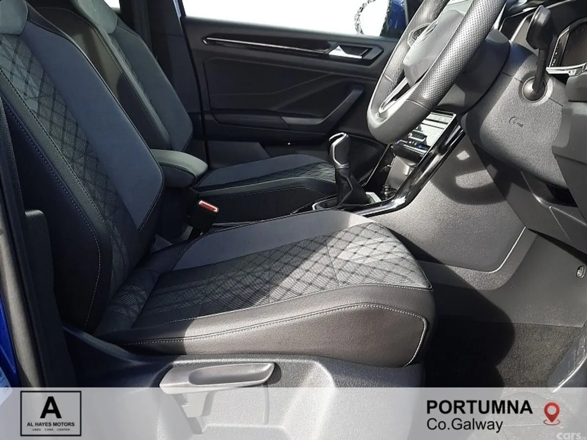 Volkswagen T-Roc SUV, Petrol, 2025, Blue