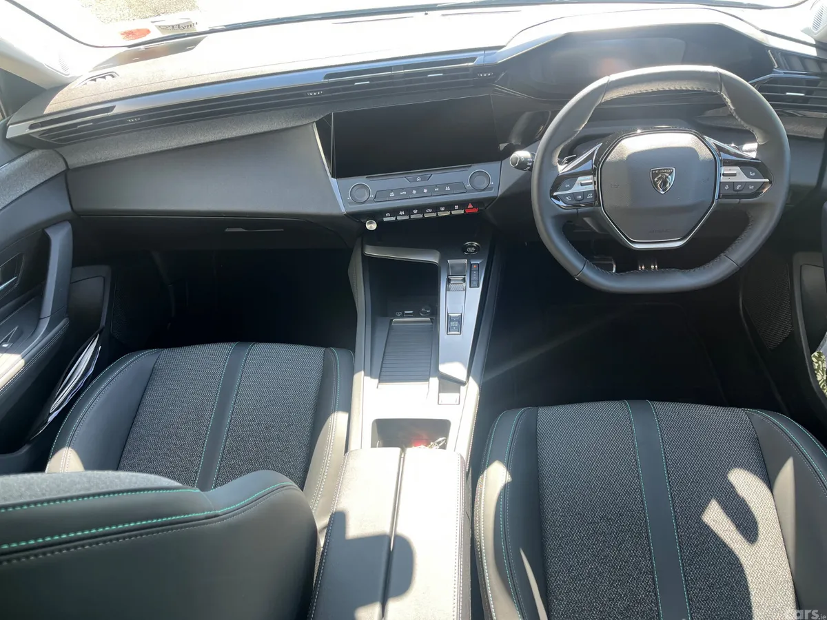 Peugeot 408 Hatchback, Petrol Hybrid, 2026, White