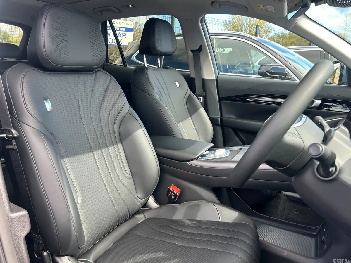 GEELY Starray EM-i SUV, Petrol Plug-in Hybrid, 2026, Black