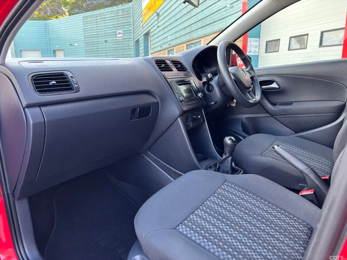 Volkswagen Polo Hatchback, Diesel, 2014, Red