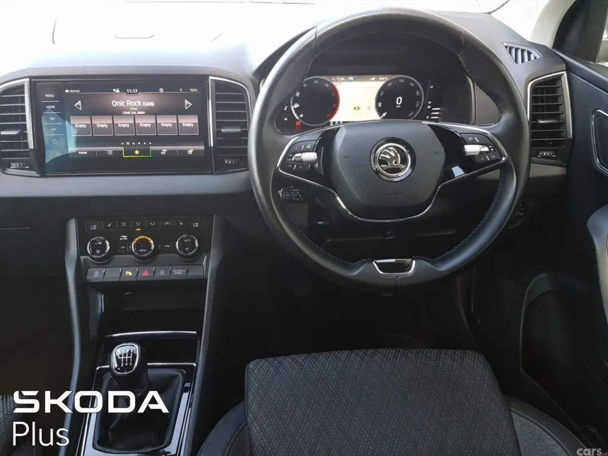 Skoda Karoq Estate, Diesel, 2023, Grey