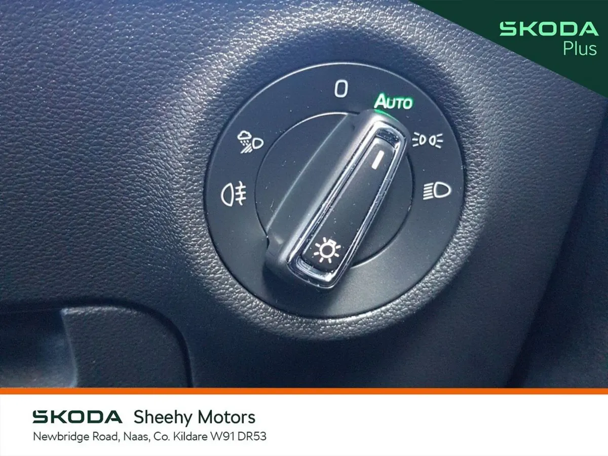 Skoda Karoq Estate, Diesel, 2023, Grey