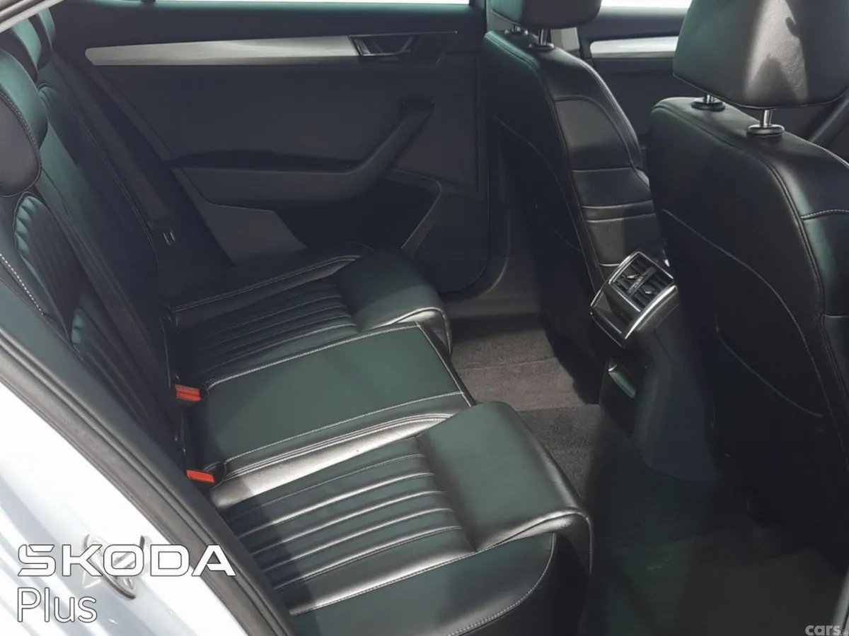 Skoda Superb Saloon, Diesel, 2021, Silver