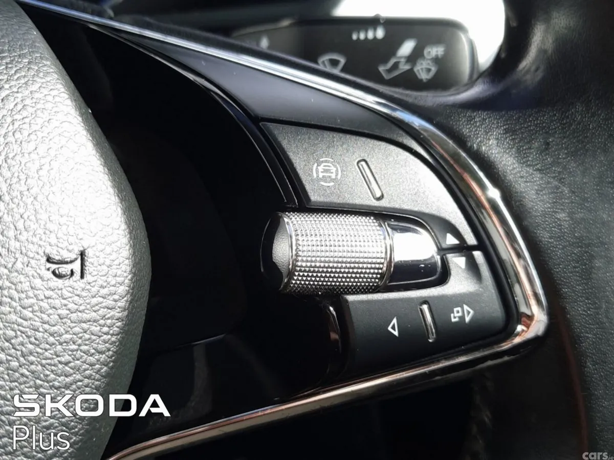 Skoda Superb Saloon, Diesel, 2021, Silver