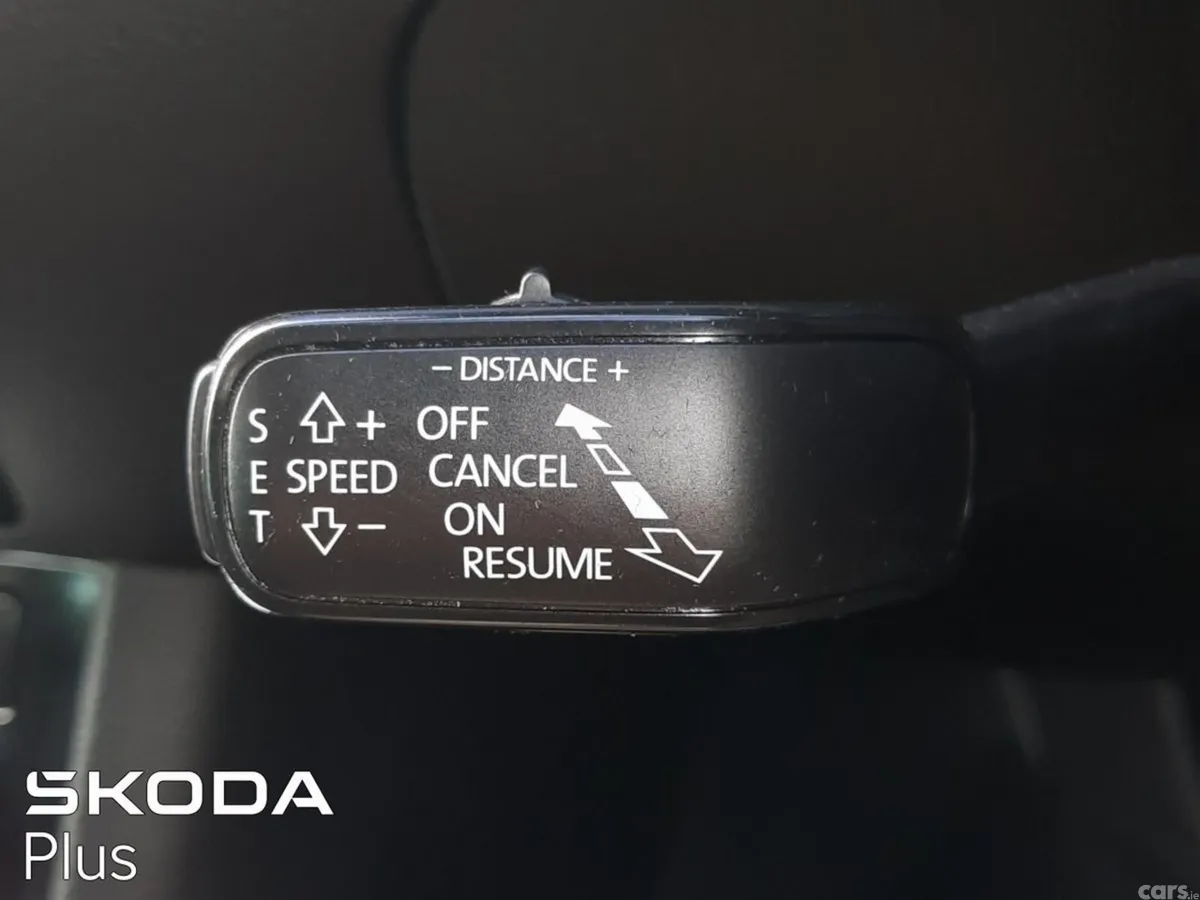 Skoda Superb Saloon, Diesel, 2021, Silver