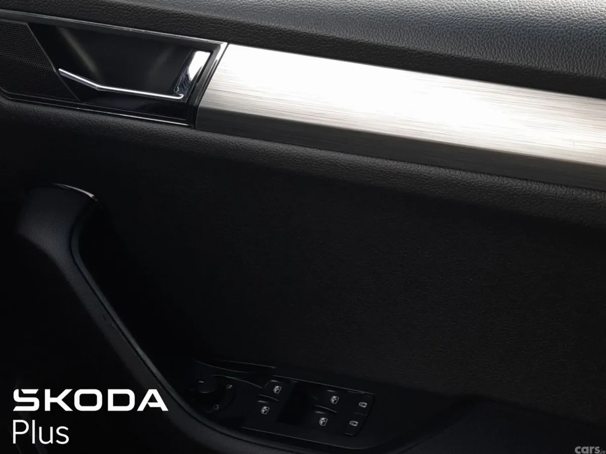 Skoda Superb Saloon, Diesel, 2021, Silver