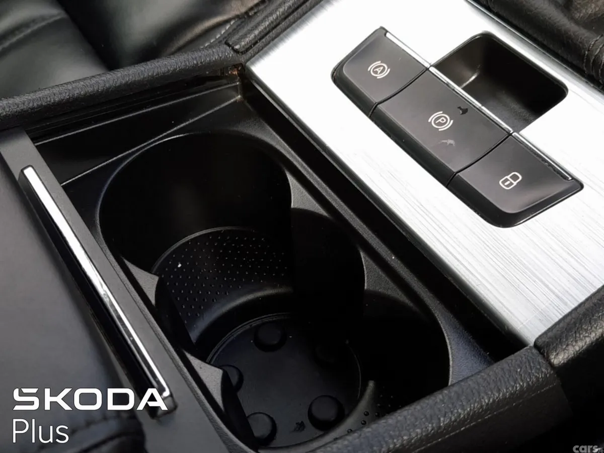 Skoda Superb Saloon, Diesel, 2021, Silver
