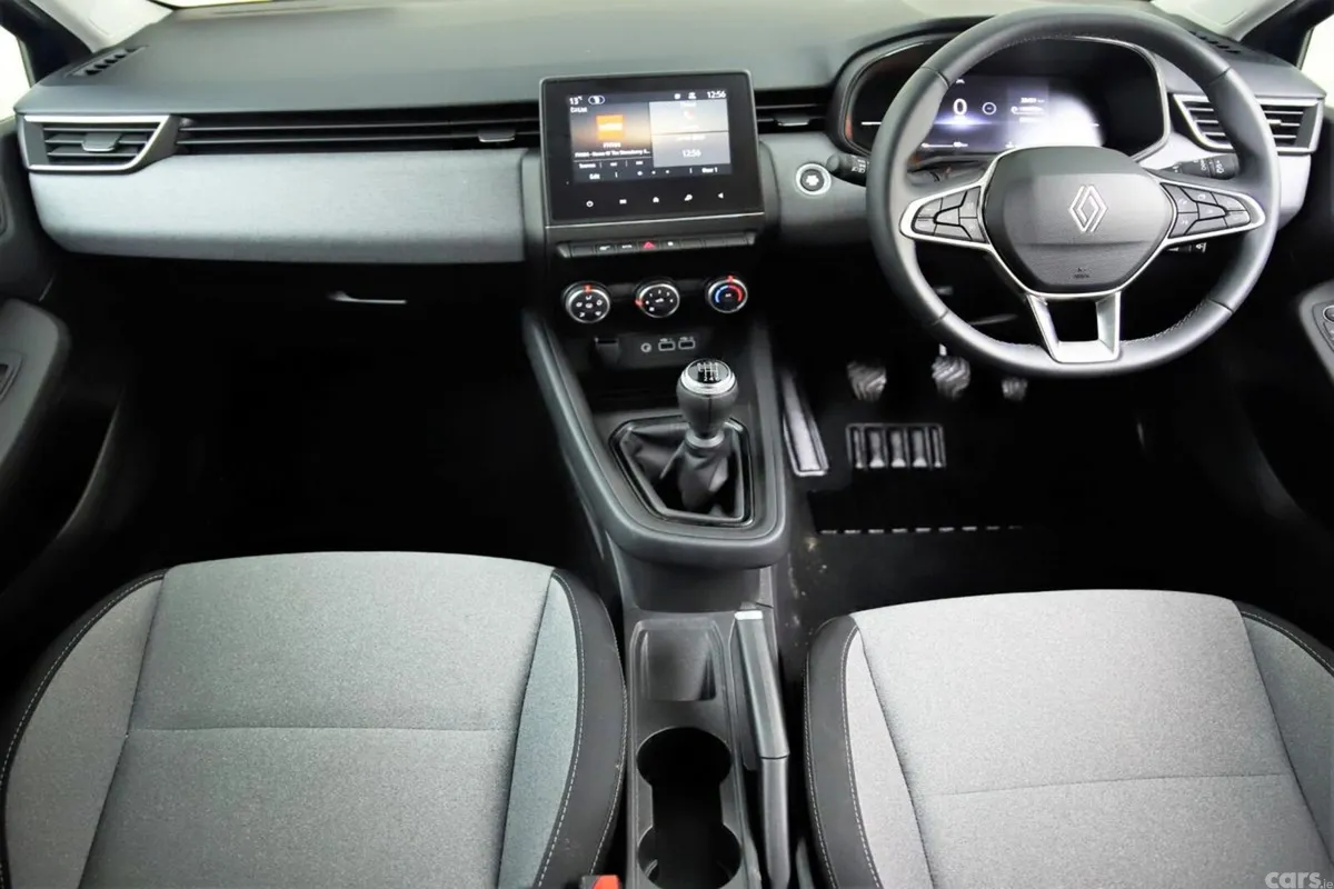 Renault Clio Hatchback, Petrol, 2025, Blue