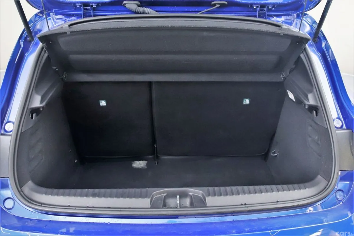 Renault Clio Hatchback, Petrol, 2025, Blue