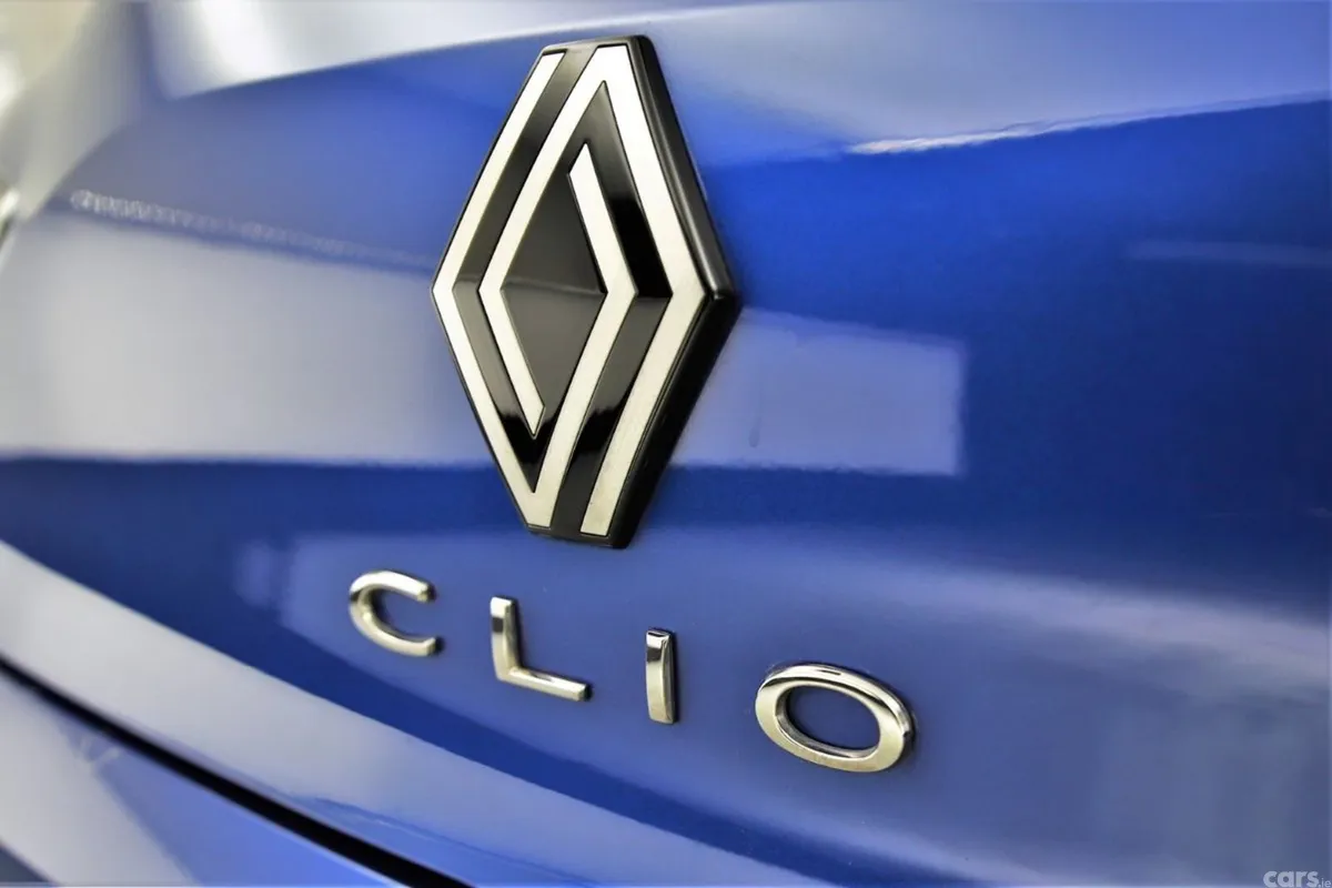 Renault Clio Hatchback, Petrol, 2025, Blue