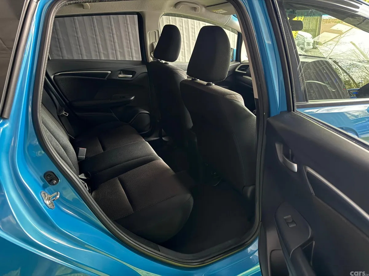 Honda Fit Hatchback, Petrol Hybrid, 2014, Blue