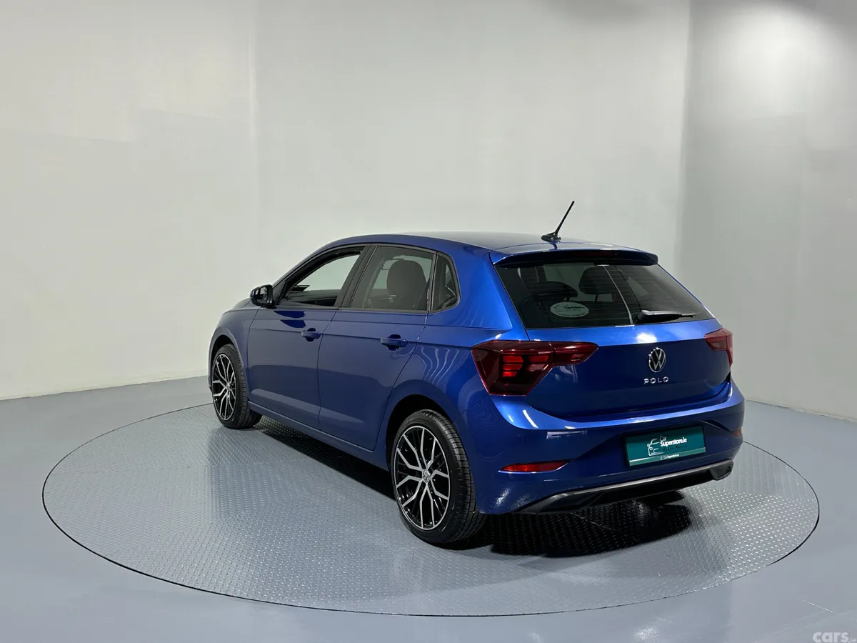 Volkswagen Polo Hatchback, Petrol, 2022, Blue