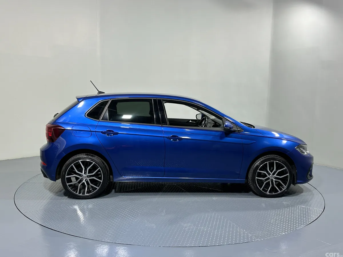 Volkswagen Polo Hatchback, Petrol, 2022, Blue