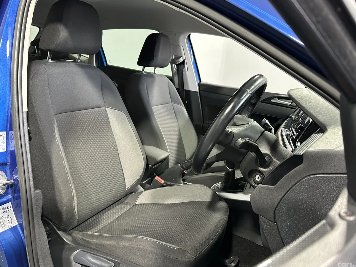 Volkswagen Polo Hatchback, Petrol, 2022, Blue