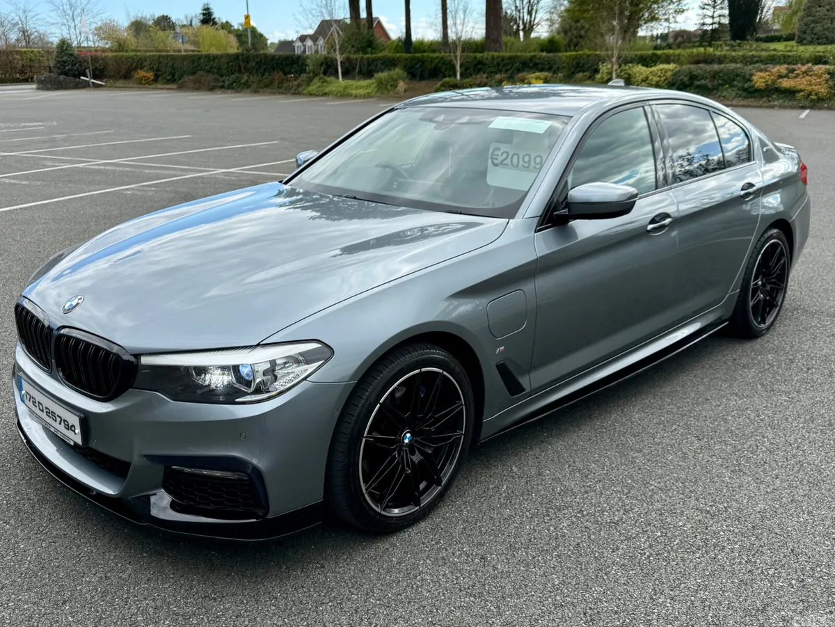 BMW 5-Series Saloon, Petrol Plug-in Hybrid, 2017, Blue