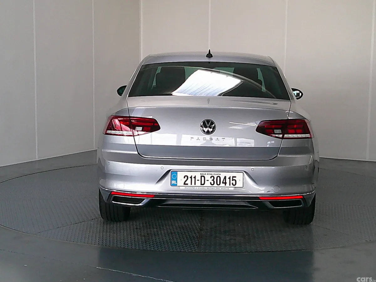 Volkswagen Passat Saloon, Diesel, 2021, Grey