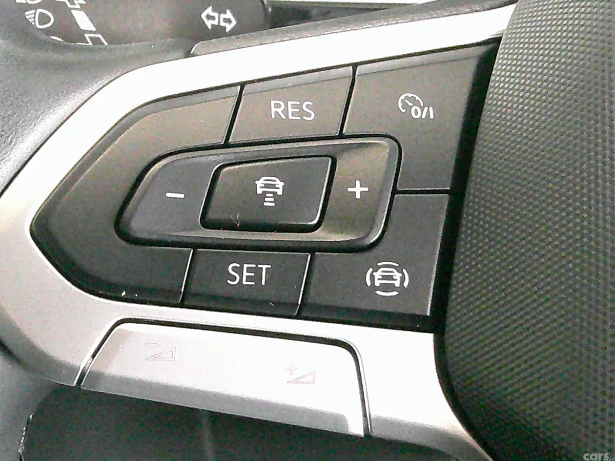 Volkswagen Passat Saloon, Diesel, 2021, Grey