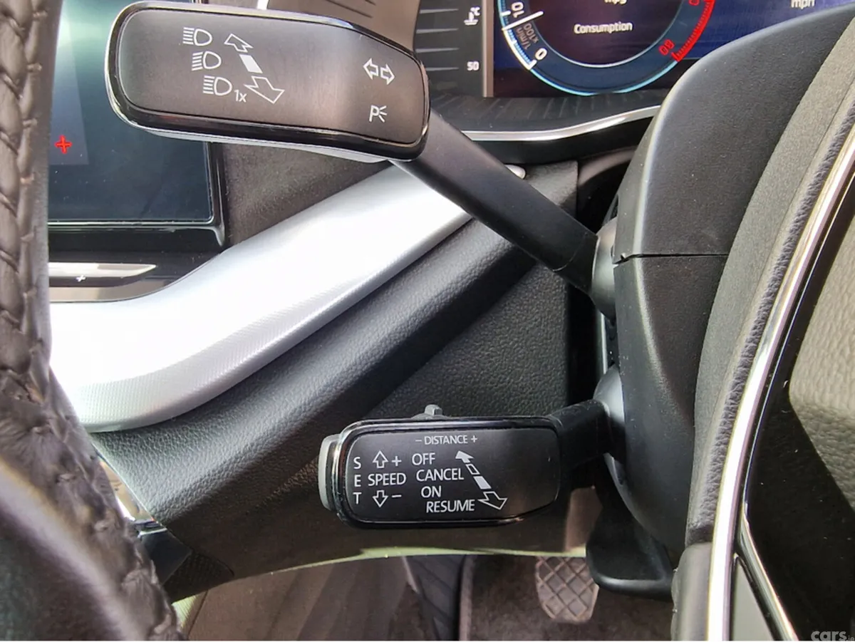 Skoda Octavia Estate, Petrol, 2020, Silver