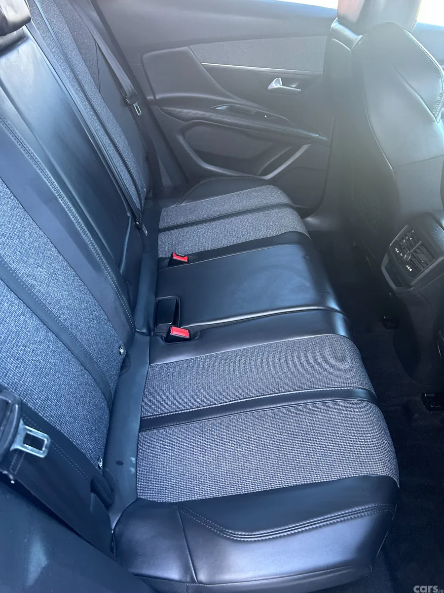 Peugeot 3008 SUV, Petrol, 2017, Blue