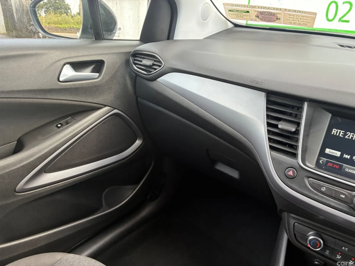 Opel Crossland MPV, Diesel, 2022, White