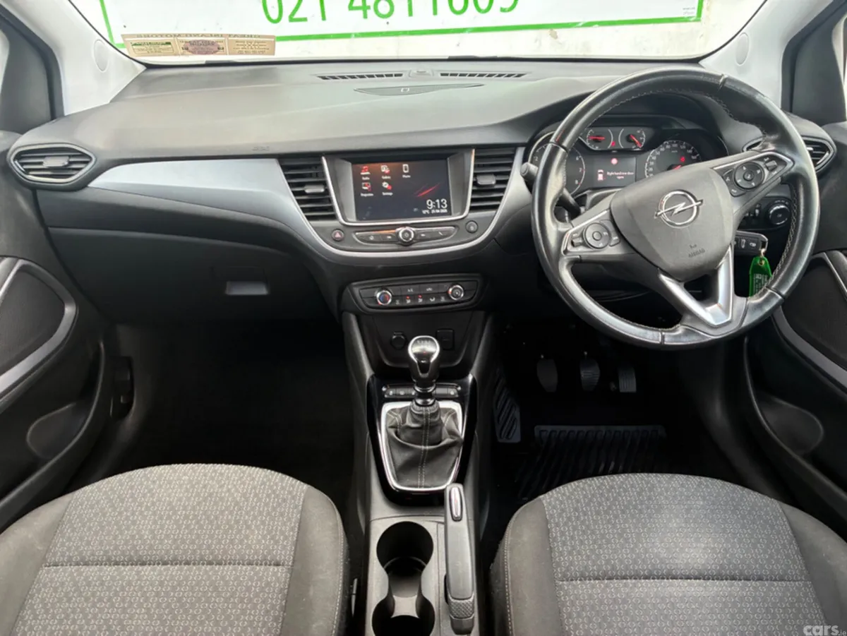 Opel Crossland MPV, Diesel, 2022, White