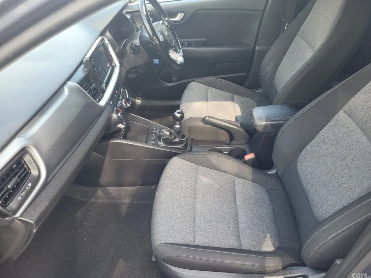 Kia Stonic SUV, Petrol, 2020, Blue