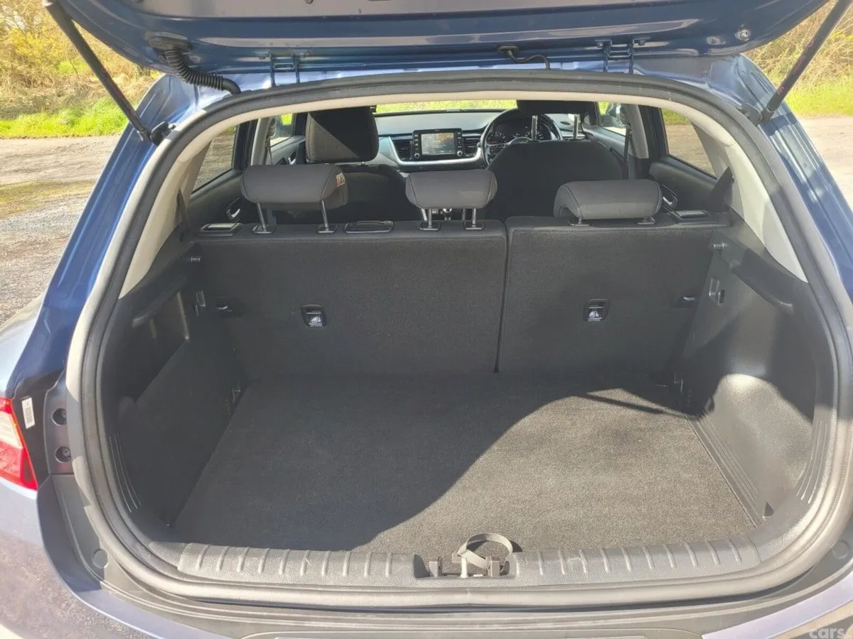 Kia Stonic SUV, Petrol, 2020, Blue